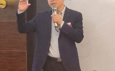 谢厚坤无极周易思维：洞见婚恋迷雾的智慧明灯